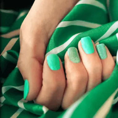 Minty Green St. Patrick’s Day Nails 